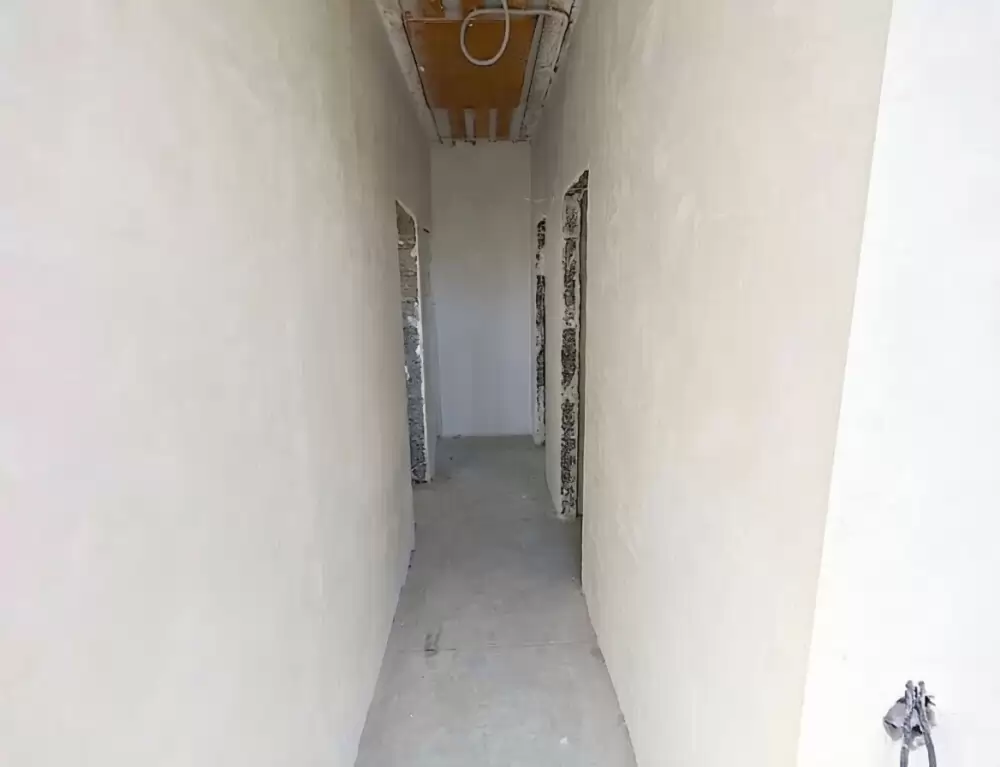 1000972495