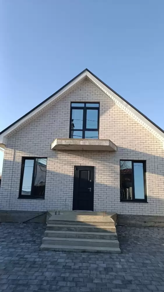 1000937626