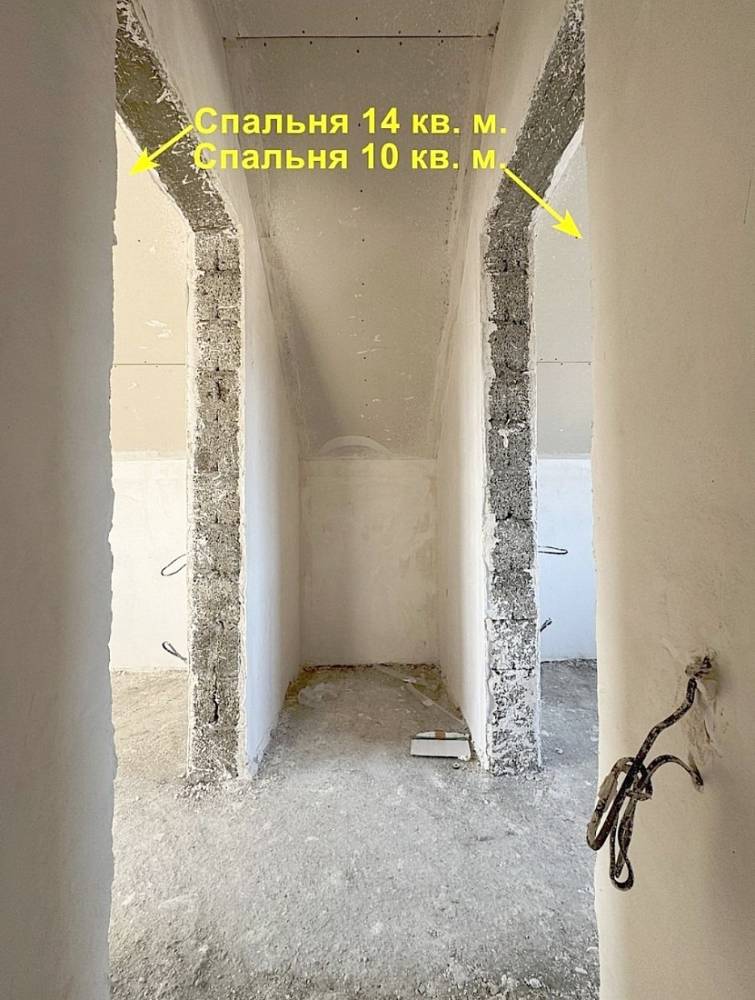 1000355470