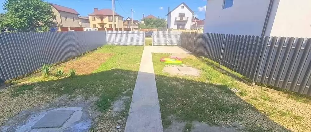 1000402052