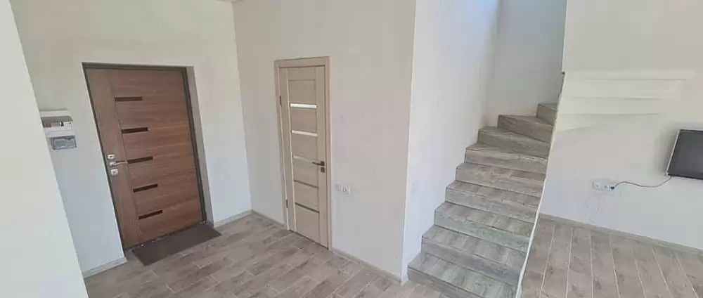 1000402065
