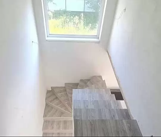 1000402064