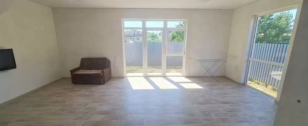 1000402069
