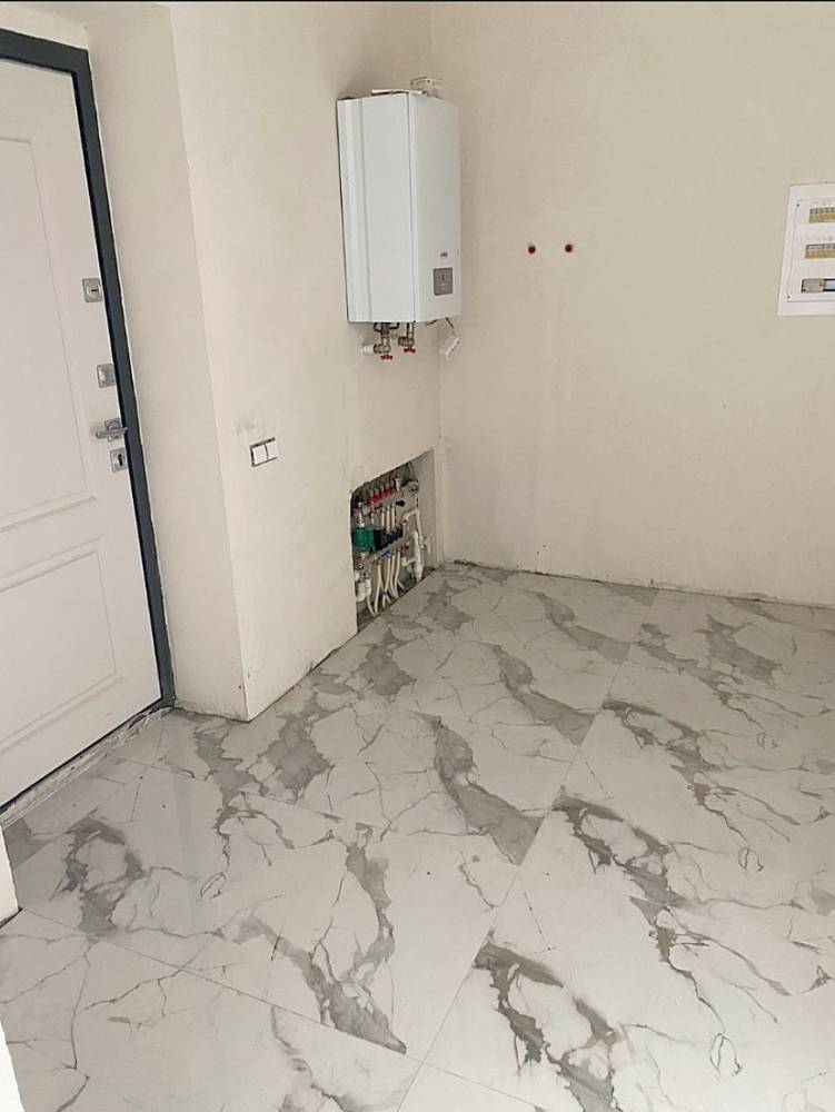 1000650256