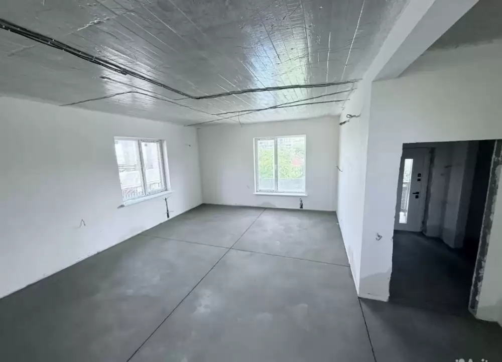 1000926569