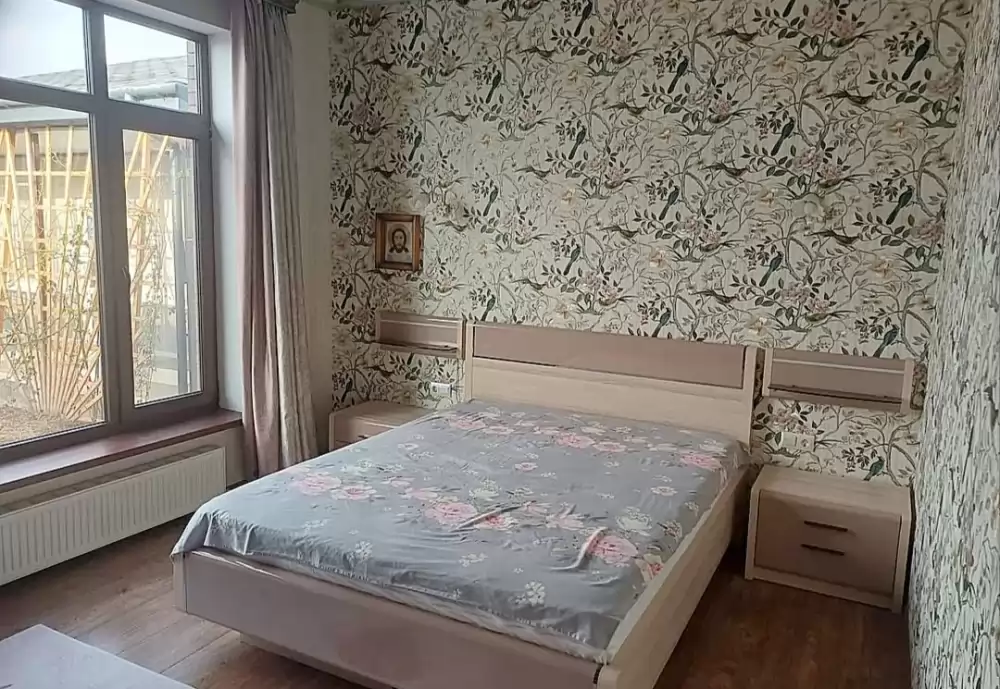 1000955906